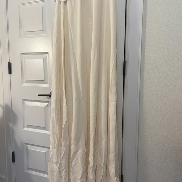 Reformation Wedding / Bridal Gown - Westerly Dress in Ivory - Picture 10 of 13